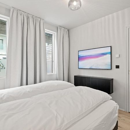 Brand New Downtown Harbor Apartment 雷克雅維克 外观 照片